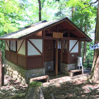 高水三山 常福院の登山トイレ