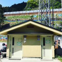 小仏バス停　の登山トイレ