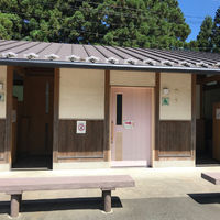 若杉山駐車場トイレの登山トイレ