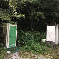 高瀬ダムキャンプ場の登山トイレ