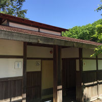 四阿屋山 鳥居山コース入り口の登山トイレ