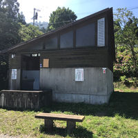 若杉山楽園キャンプ場トイレの登山トイレ