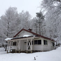 乾徳山 高原ヒュッテ避難小屋(冬季閉鎖)の登山トイレ
